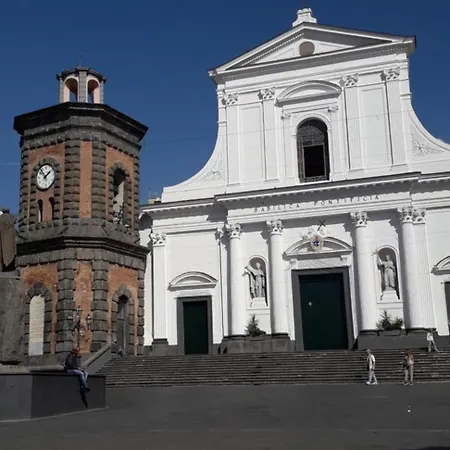 לינה וארוחת בוקר Mare Azzurro 3*