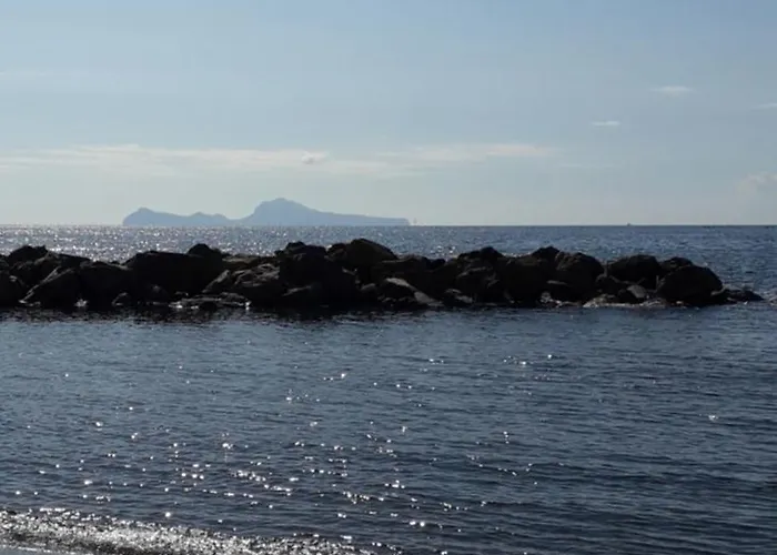 Alojamento de Acomodação e Pequeno-almoço Mare Azzurro 3*